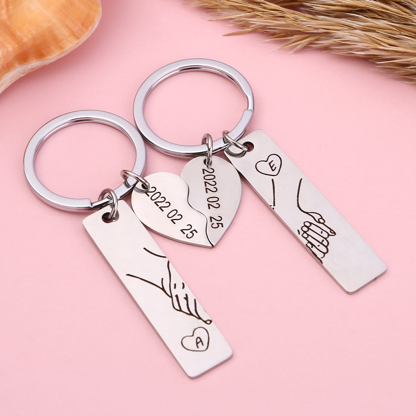Personalisierter Herz-Schlüsselanhänger - Mit Datum & Initialen