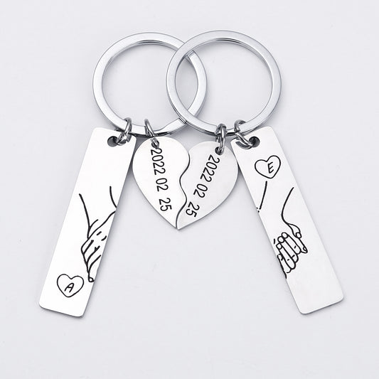 Personalisierter Herz-Schlüsselanhänger - Mit Datum & Initialen