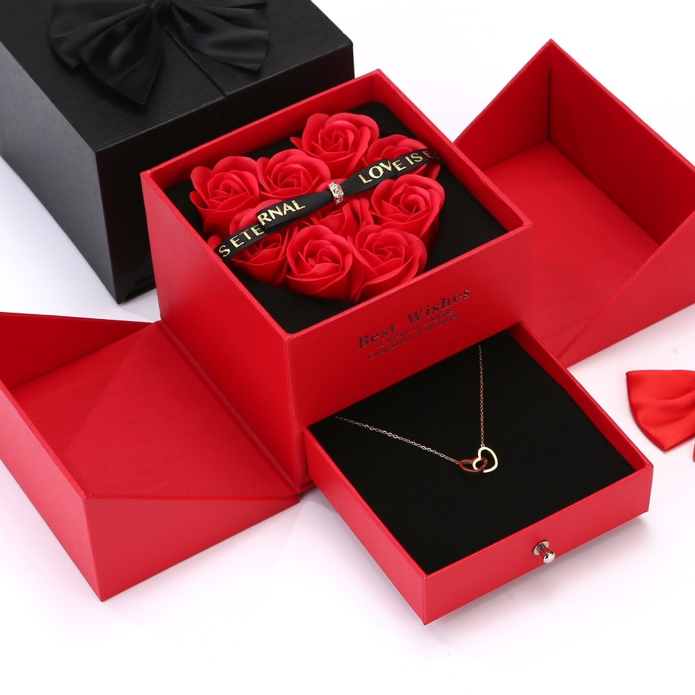 Ewige Rosenbox zum Aufklappen - Gravierte Halskette & echte Rosen