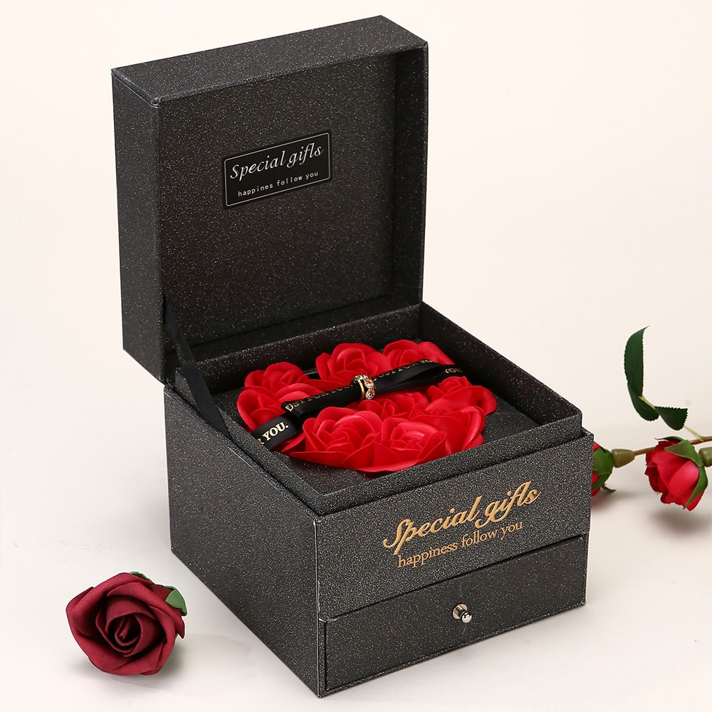 Ewige Herz-Rosenbox - Gravierte Halskette & echte Rosen